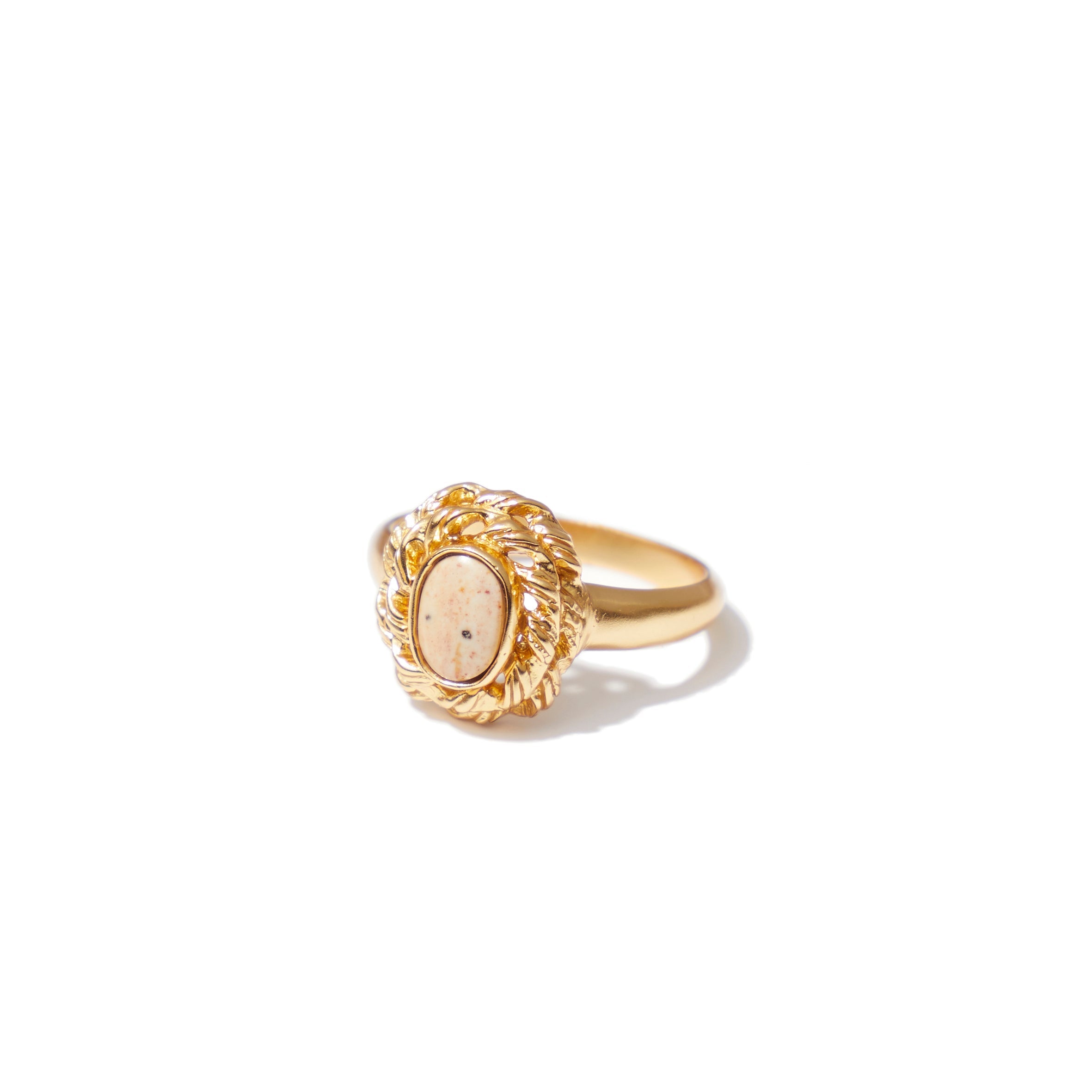 ring lacee